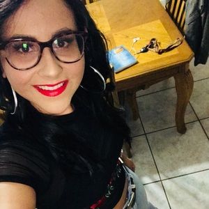 Meet your Posher, Lyanne